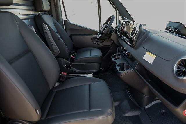 2026 Mercedes-Benz Sprinter 4500 Standard Roof 4-Cyl Diesel HO