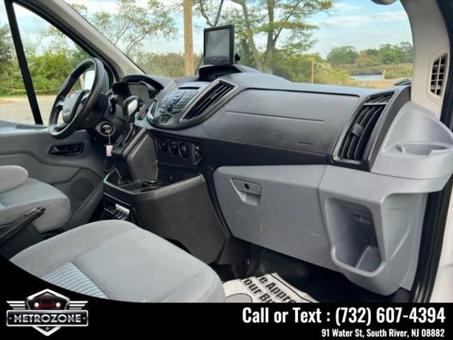 2018 Ford Transit w/Sliding Side Door w/LWB
