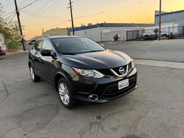 2017 Nissan Rogue Sport SV