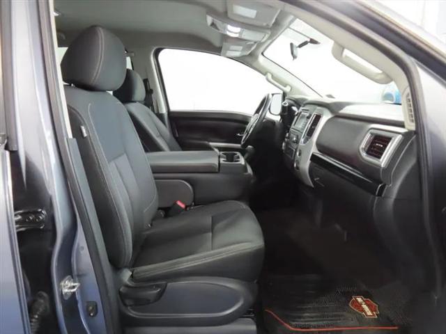 2019 Nissan Titan SV