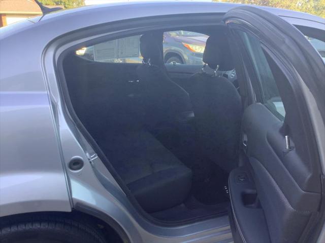 2013 Dodge Avenger SE V6