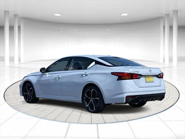 2023 Nissan Altima SR FWD 2023 Nissan Altima SR FWD