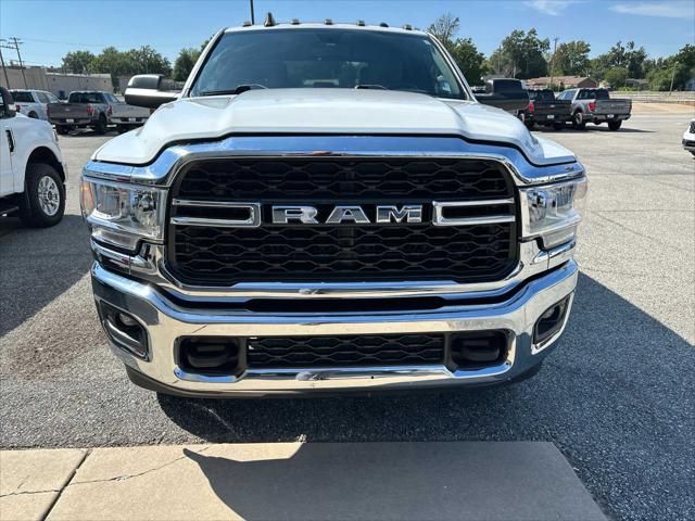 2022 RAM 2500 Tradesman Crew Cab 4x4 8 Box