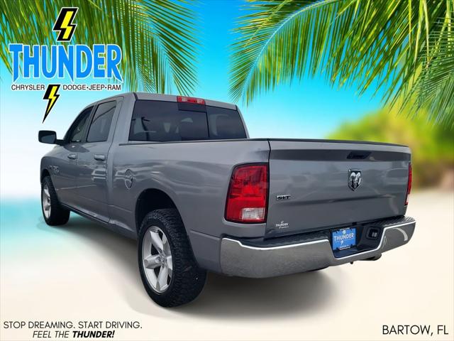 2019 RAM 1500 Classic SLT Crew Cab 4x2 64 Box 2019 RAM 1500 Classic SLT Crew Cab 4x2 64 Box