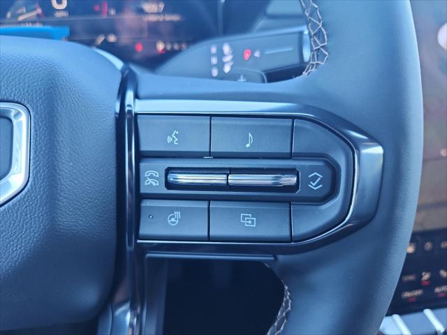2026 GMC Acadia AWD AT4