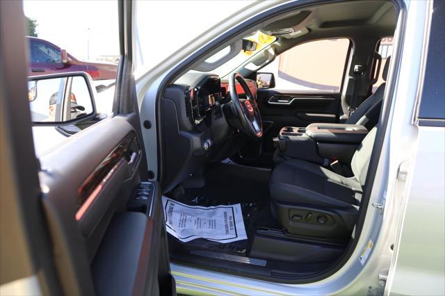 2022 GMC Sierra 1500 4WD Crew Cab Short Box Elevation with 3VL
