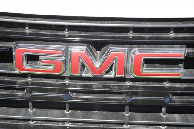 2022 GMC Sierra 1500 4WD Crew Cab Short Box Elevation with 3VL