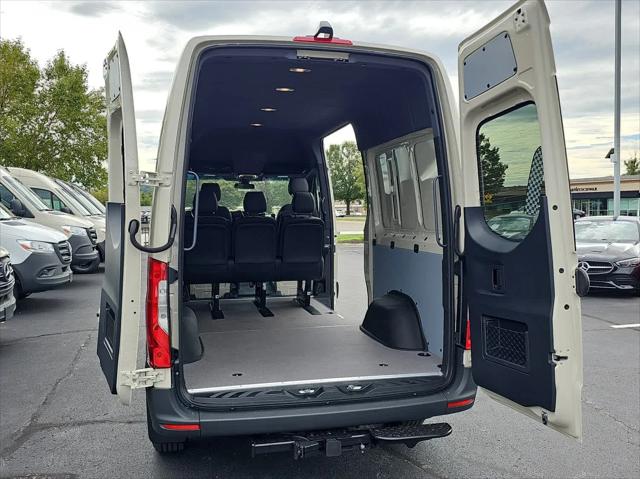 2026 Mercedes-Benz Sprinter Crew Van Standard Roof 4-Cyl Diesel