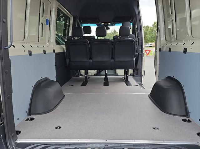 2026 Mercedes-Benz Sprinter Crew Van Standard Roof 4-Cyl Diesel