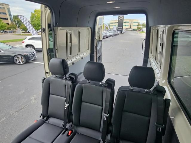 2026 Mercedes-Benz Sprinter Crew Van Standard Roof 4-Cyl Diesel