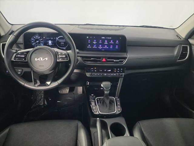 2025 Kia Seltos EX