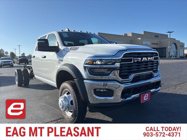 2026 RAM Ram 5500 Chassis Cab RAM 5500 TRADESMAN CHASSIS CREW CAB 4X4 84 CA