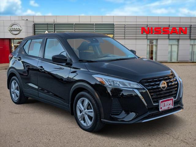 2022 Nissan Kicks S Xtronic CVT