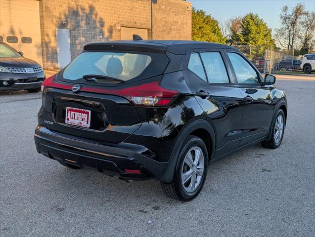 2022 Nissan Kicks S Xtronic CVT