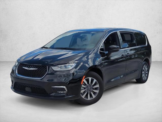 2025 Chrysler Pacifica Hybrid Select 2025 Chrysler Pacifica Hybrid Select