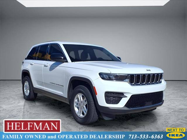 2023 Jeep Grand Cherokee Laredo 4x2