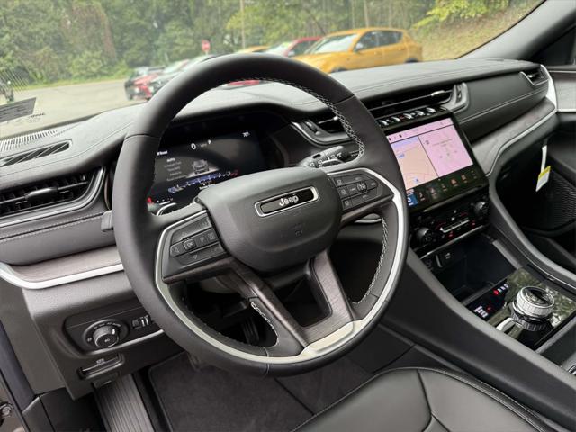 2025 Jeep Grand Cherokee GRAND CHEROKEE LIMITED 4X4 2025 Jeep Grand Cherokee GRAND CHEROKEE LIMITED 4X4