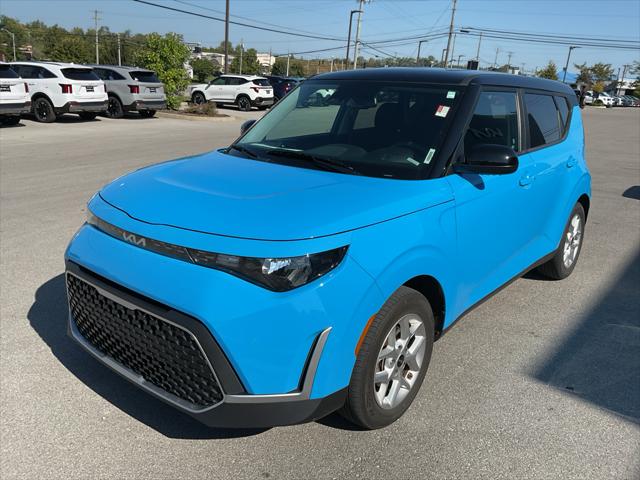 2023 Kia Soul S 2023 Kia Soul S