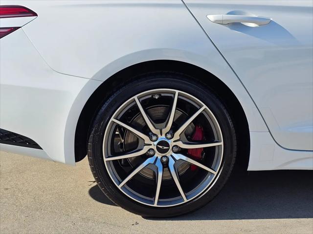 2025 Genesis G70 2.5T RWD