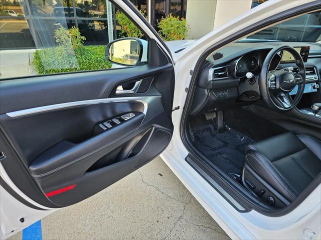 2025 Genesis G70 2.5T RWD