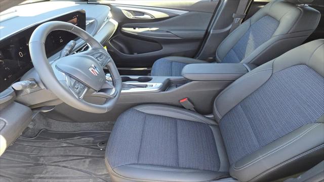 2026 Buick NV Preferred FWD