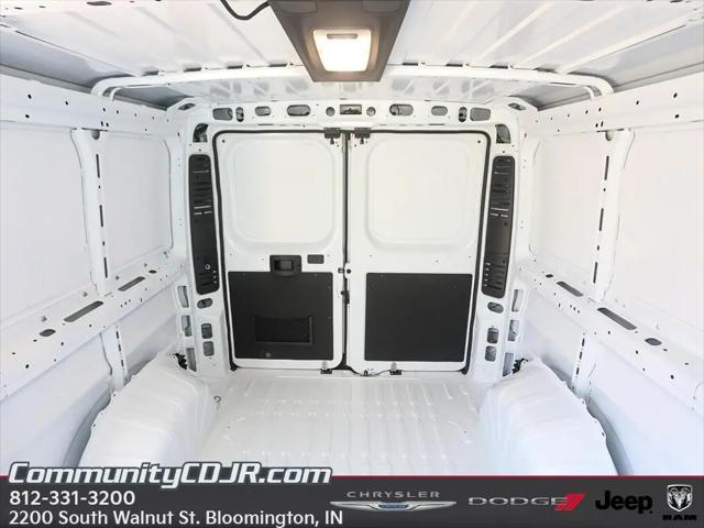 2026 Ram ProMaster Cargo Van SLT Low Roof 136" WB
