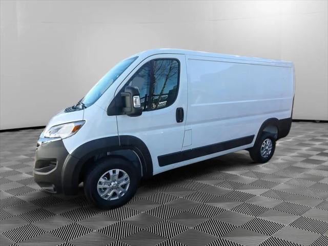 2026 Ram ProMaster Cargo Van SLT Low Roof 136" WB