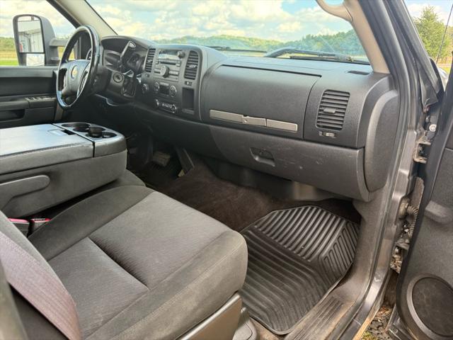 2011 Chevrolet Silverado 3500HD LT