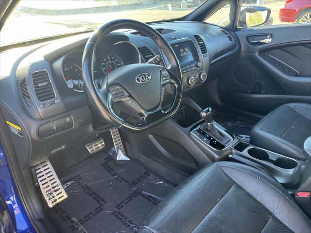 2017 Kia Forte SX 2017 Kia Forte SX