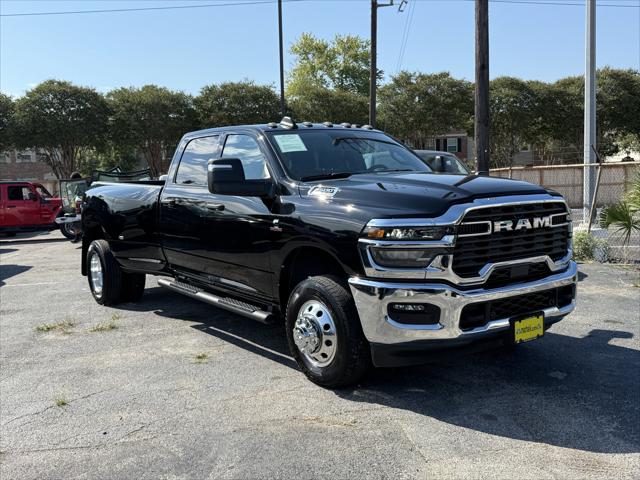 2025 RAM 3500 Tradesman Crew Cab 4x4 8 Box 2025 RAM 3500 Tradesman Crew Cab 4x4 8 Box