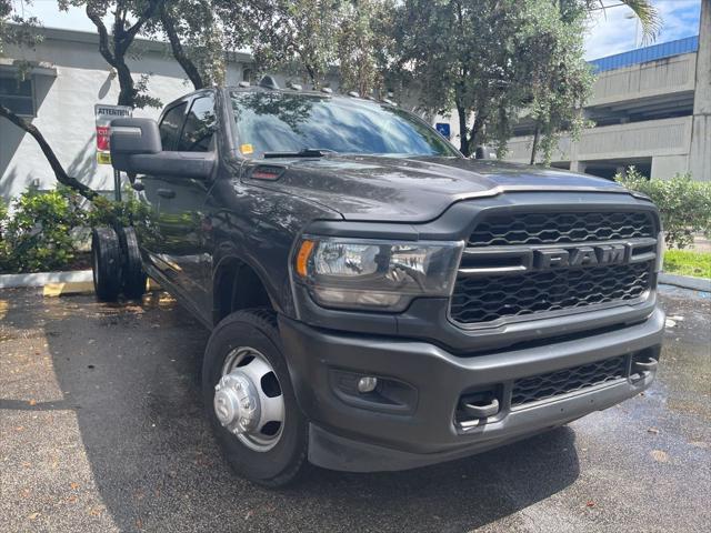 2023 RAM 3500 Chassis Tradesman/SLT/Laramie/Limited