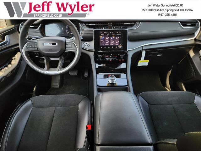 2025 Jeep Grand Cherokee GRAND CHEROKEE L ALTITUDE X 4X4
