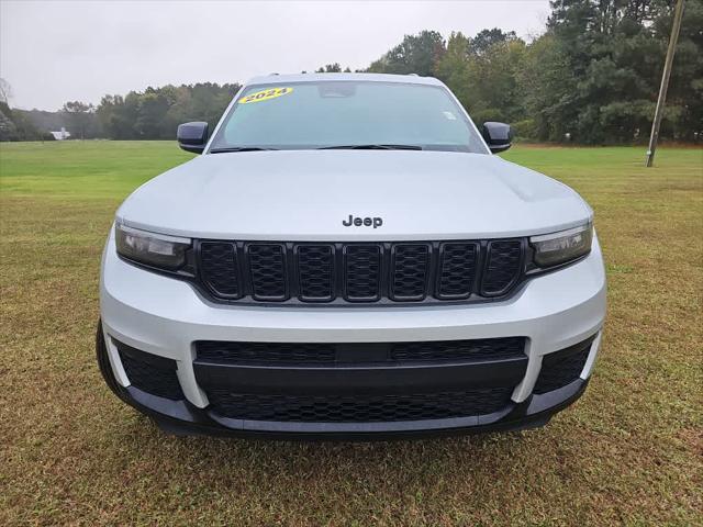 2024 Jeep Grand Cherokee L Altitude 4x4 2024 Jeep Grand Cherokee L Altitude 4x4