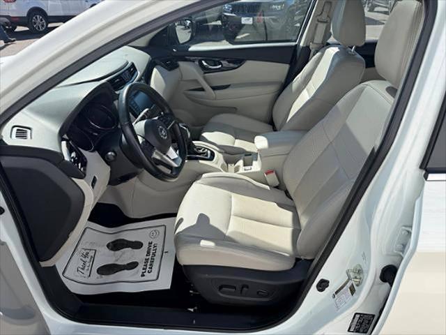 2022 Nissan Rogue Sport SL AWD Xtronic CVT