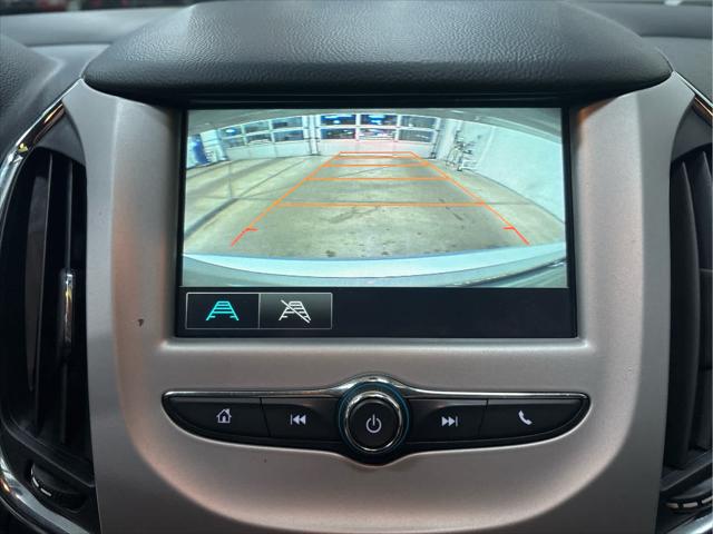 Used 2017 Chevrolet Cruze For Sale in Wilmington, OH