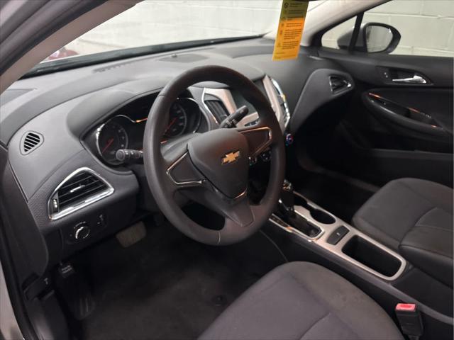 Used 2017 Chevrolet Cruze For Sale in Wilmington, OH