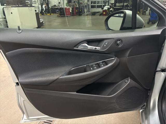 Used 2017 Chevrolet Cruze For Sale in Wilmington, OH