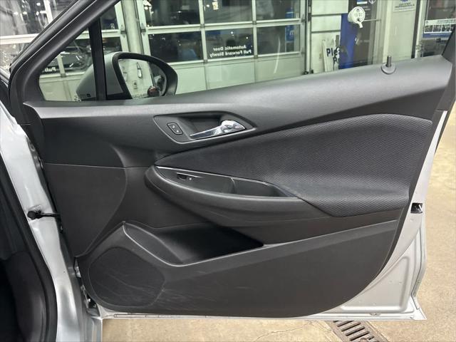 Used 2017 Chevrolet Cruze For Sale in Wilmington, OH