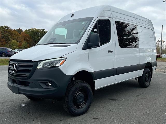 2026 Mercedes-Benz Sprinter Crew Van Standard Roof 4-Cyl Diesel HO