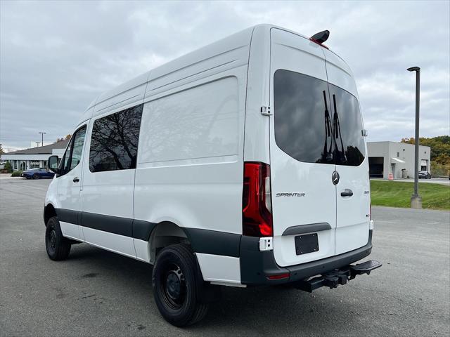 2026 Mercedes-Benz Sprinter Crew Van Standard Roof 4-Cyl Diesel HO