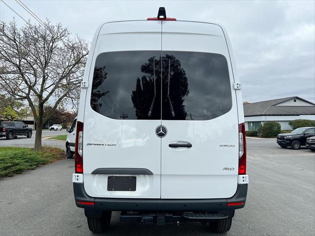 2026 Mercedes-Benz Sprinter Crew Van Standard Roof 4-Cyl Diesel HO