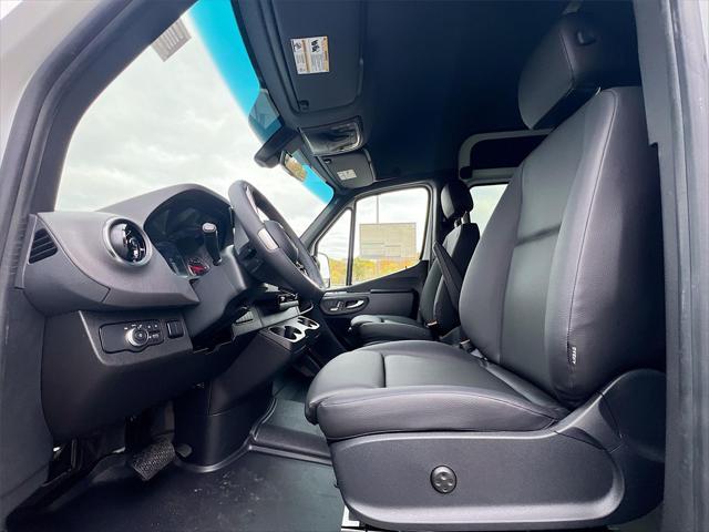 2026 Mercedes-Benz Sprinter Crew Van Standard Roof 4-Cyl Diesel HO