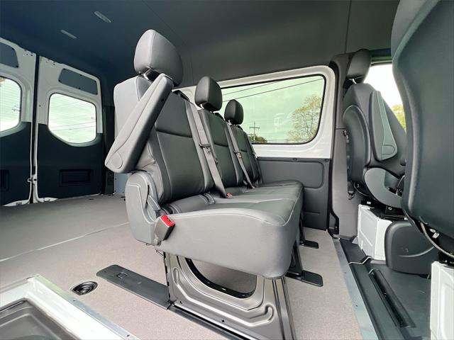 2026 Mercedes-Benz Sprinter Crew Van Standard Roof 4-Cyl Diesel HO