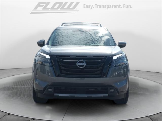 2025 Nissan Pathfinder SL FWD