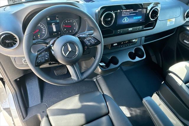 2026 Mercedes-Benz Sprinter Crew Van Standard Roof 4-Cyl Diesel HO
