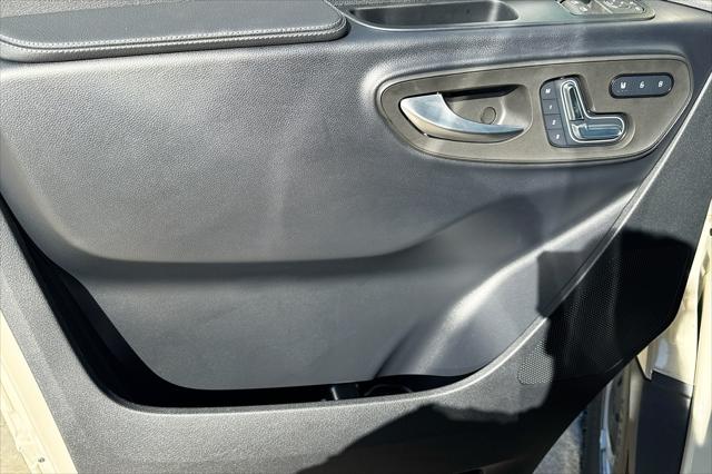2026 Mercedes-Benz Sprinter Crew Van Standard Roof 4-Cyl Diesel HO