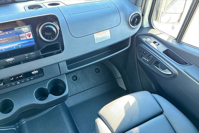 2026 Mercedes-Benz Sprinter Crew Van Standard Roof 4-Cyl Diesel HO
