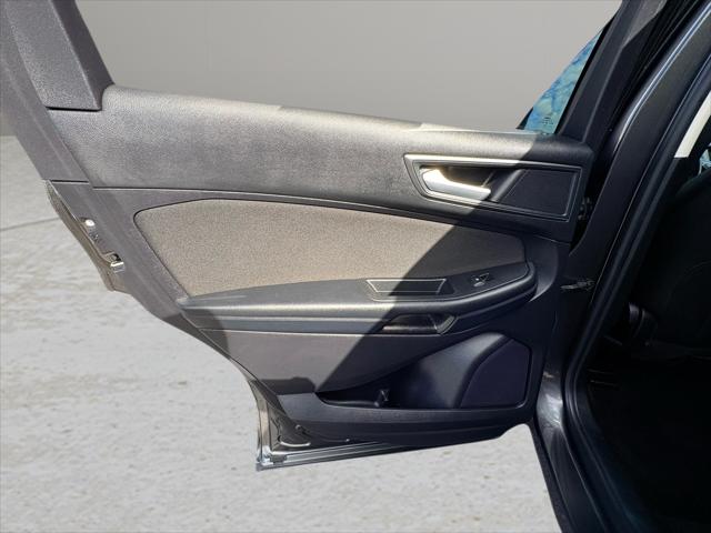 2019 Ford Edge SE