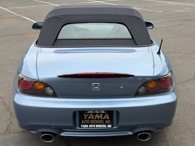 2005 Honda S2000 Convertible 2D