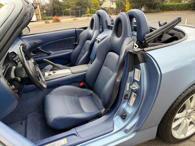 2005 Honda S2000 Convertible 2D
